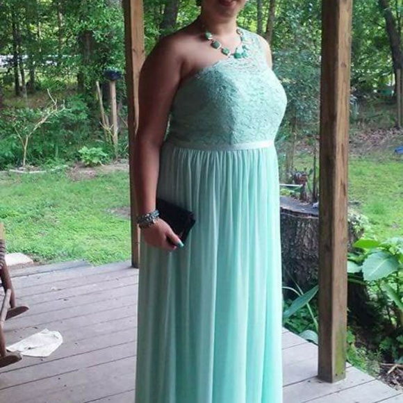 Prom Dress - Picture 2 of 4